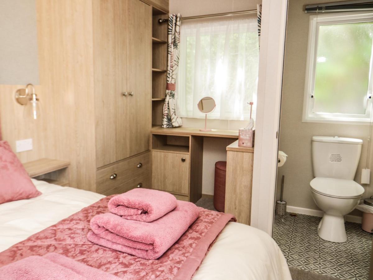 Burlees Nest Villa Cockermouth Bagian luar foto